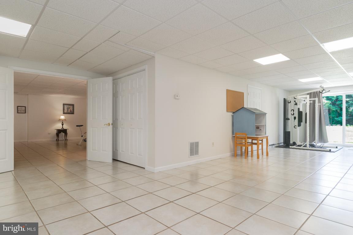 613 Hanover Pike Hampstead, MD 21074 - Photo 36 of 55