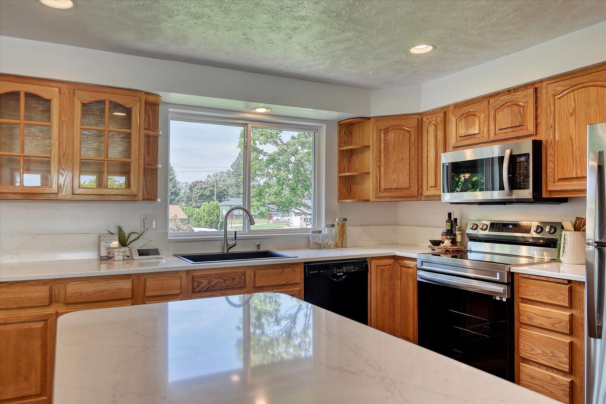 3402 South Bates Road Spokane Valley, WA 99206 - Photo 12 of 50 Gallery Image 12