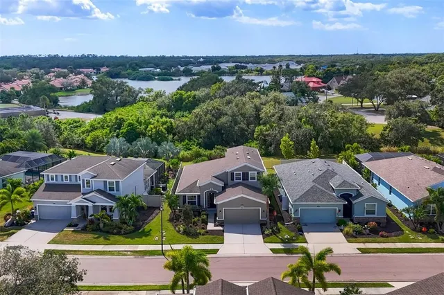 $595,000 | 7829 Birdie Bend Way, Sarasota, FL 34241