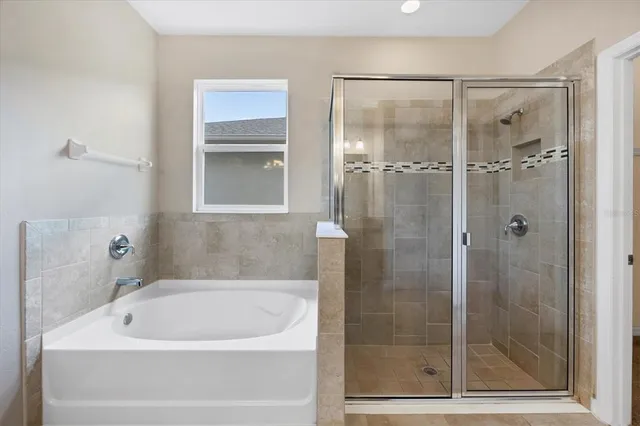 $595,000 | 7829 Birdie Bend Way, Sarasota, FL 34241