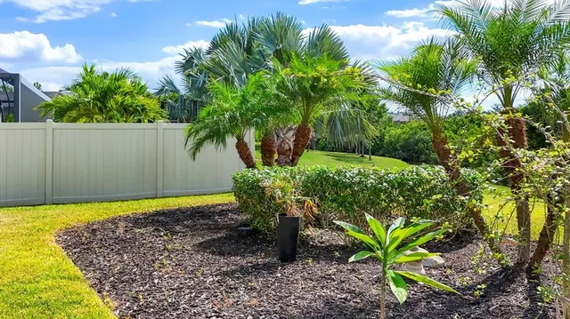 $595,000 | 7829 Birdie Bend Way, Sarasota, FL 34241
