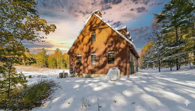 $749,999 | 120 North Road, Bridgton, ME 04009