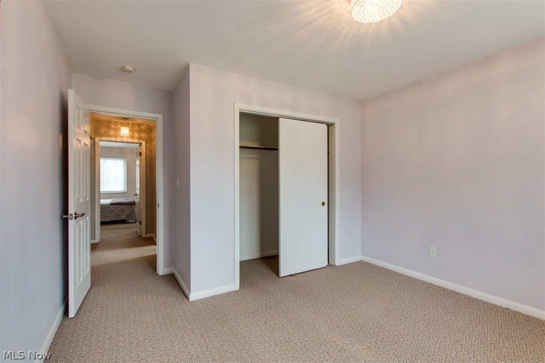 5224 Ridgebury Boulevard Cleveland, OH 44124 - Photo 16 of 21 2nd Bedroom