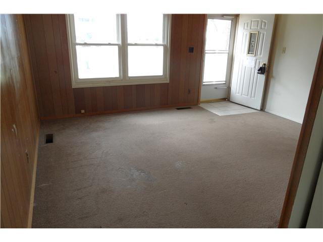 210 Schoolhouse Road Franklin, IN 46131 - Photo 2 of 7 Gallery Image 2