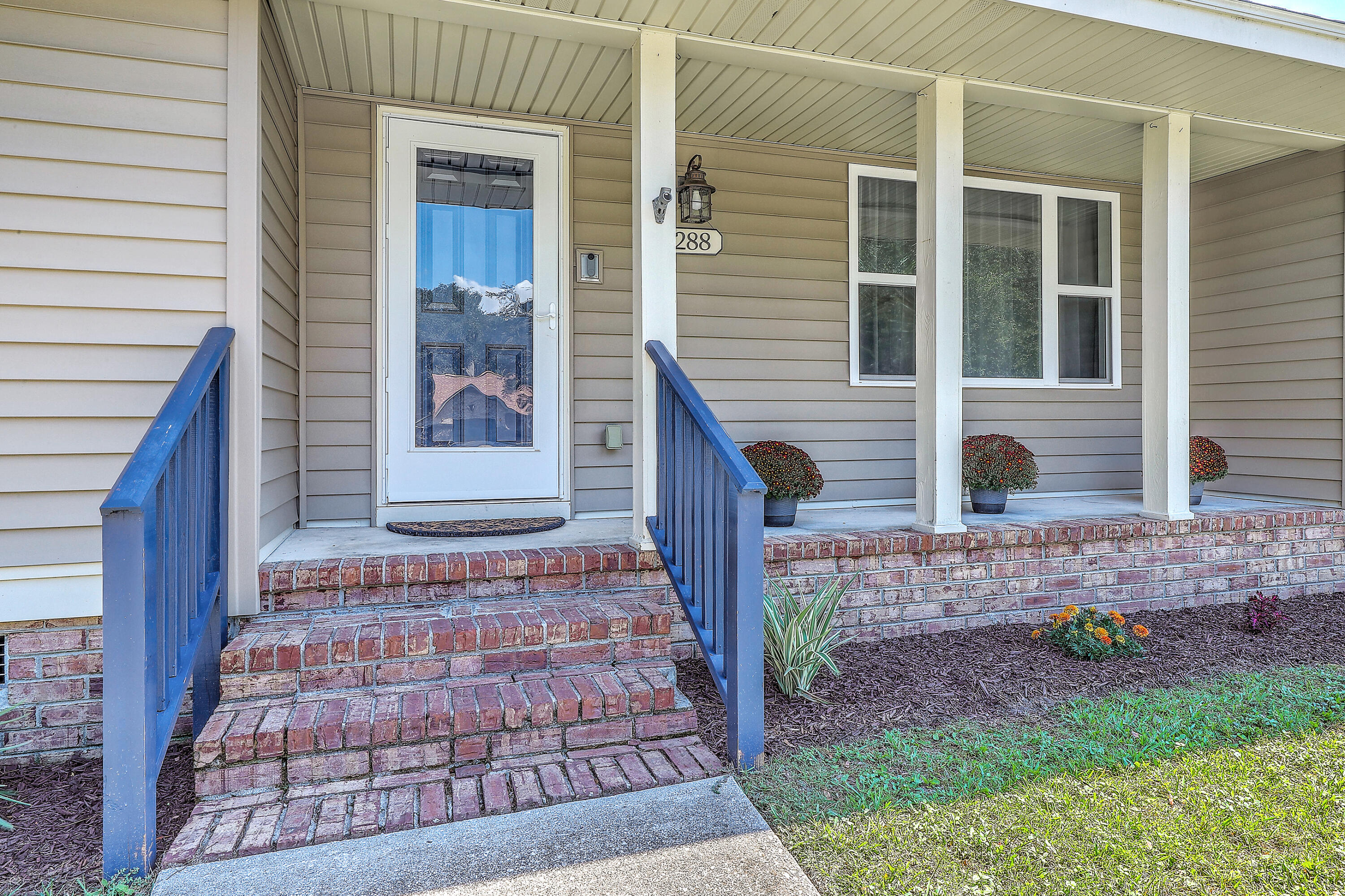 1288 Old Colony Road Mount Pleasant, SC 29464 - Photo 2 of 41 Exterior Porch