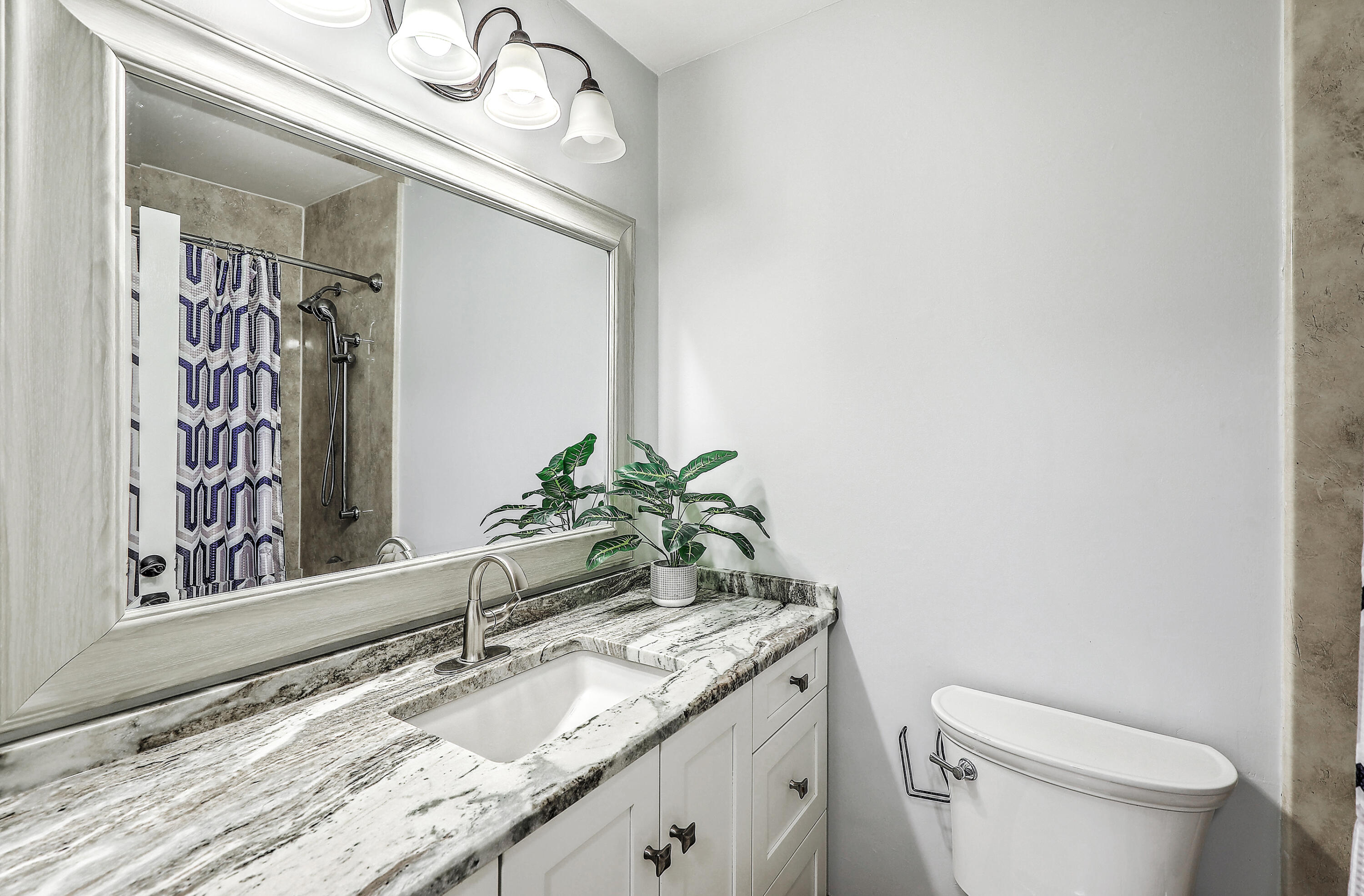 1288 Old Colony Road Mount Pleasant, SC 29464 - Photo 25 of 41 Guest Bath 1