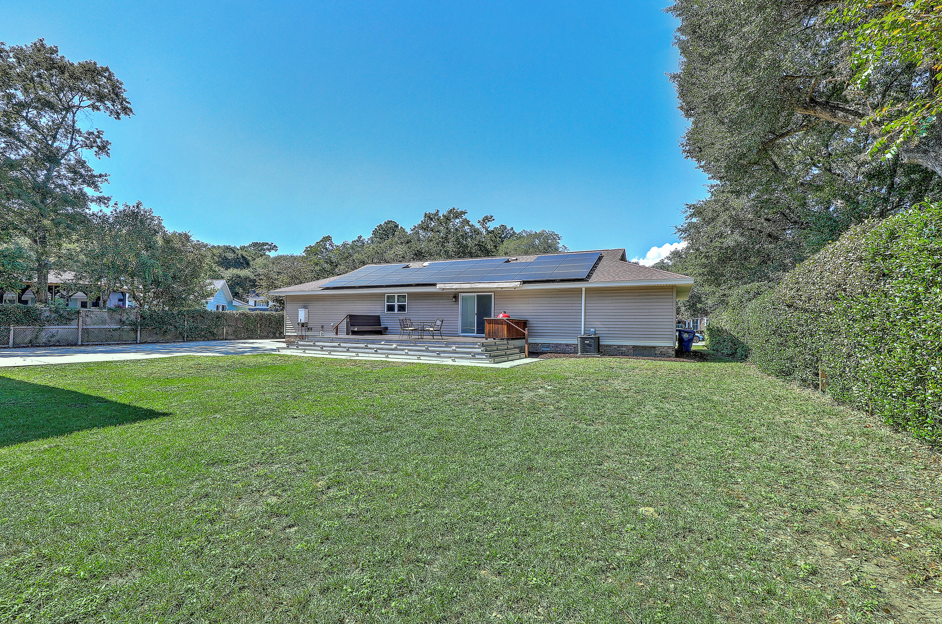 1288 Old Colony Road Mount Pleasant, SC 29464 - Photo 31 of 41 Backyard