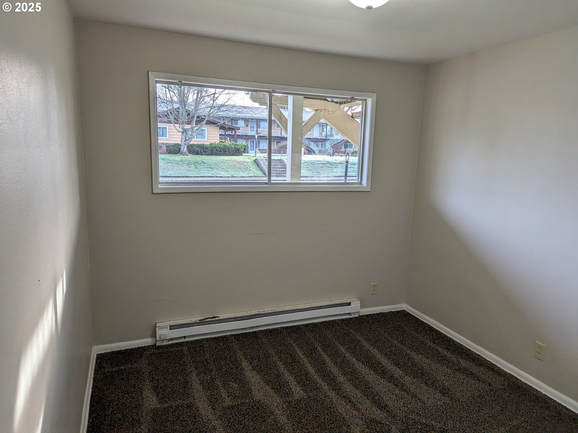 923 South Fir Street Canby, OR 97013 - Photo 17 of 48