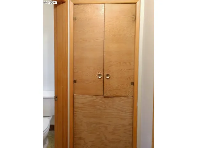 $725,000 | 923 South Fir Street, Canby, OR 97013