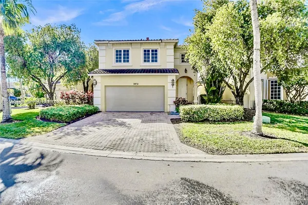 $7,800 | 21032 Northeast 32nd Avenue, Unit 21032, Aventura, FL 33180
