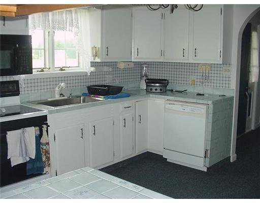 58 Williams Road Newport, ME 04953 - Photo 14 of 21 Kitchen.