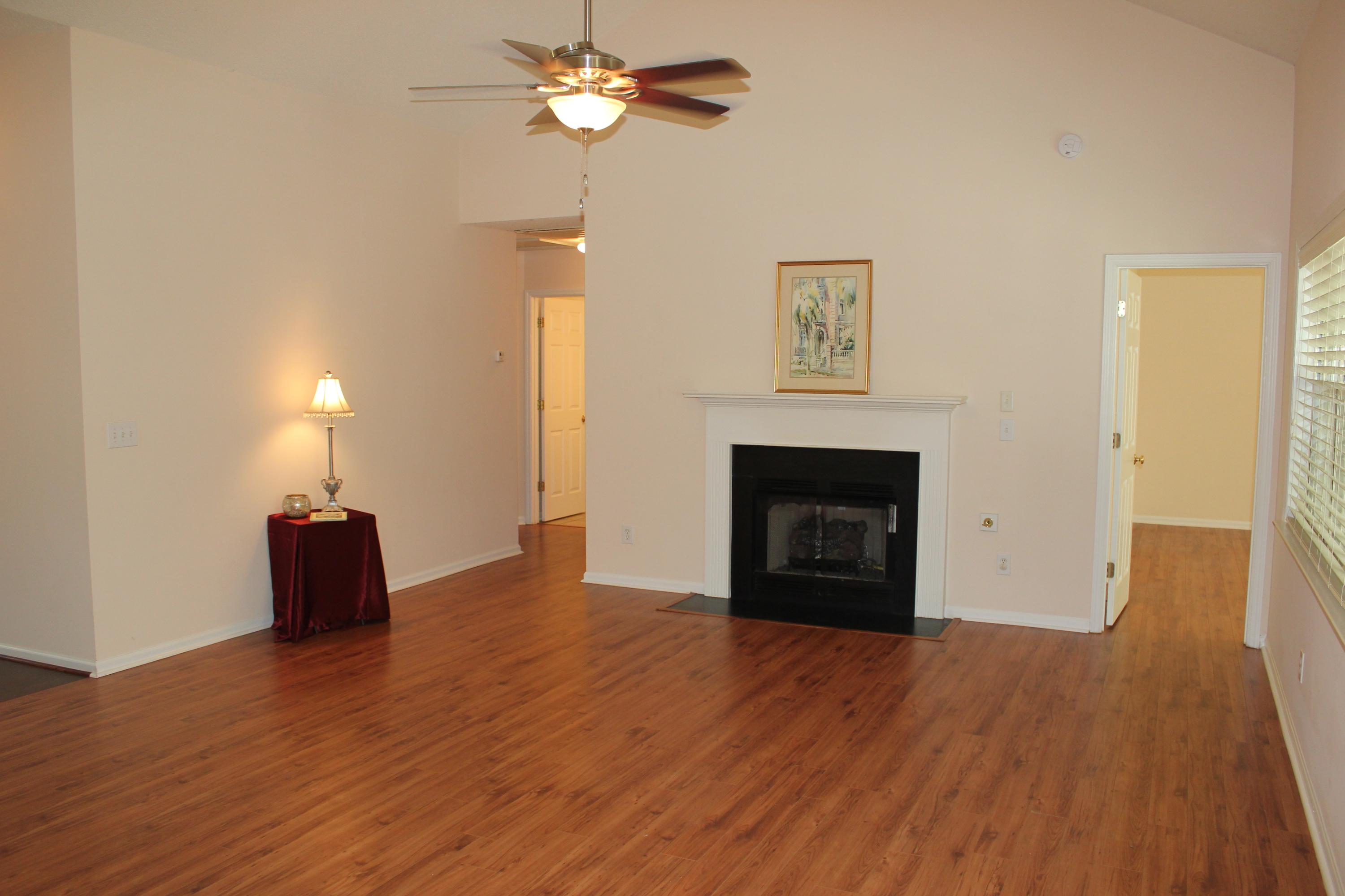451 New Valley Road Summerville, SC 29486 - Photo 6 of 27 berringer 028