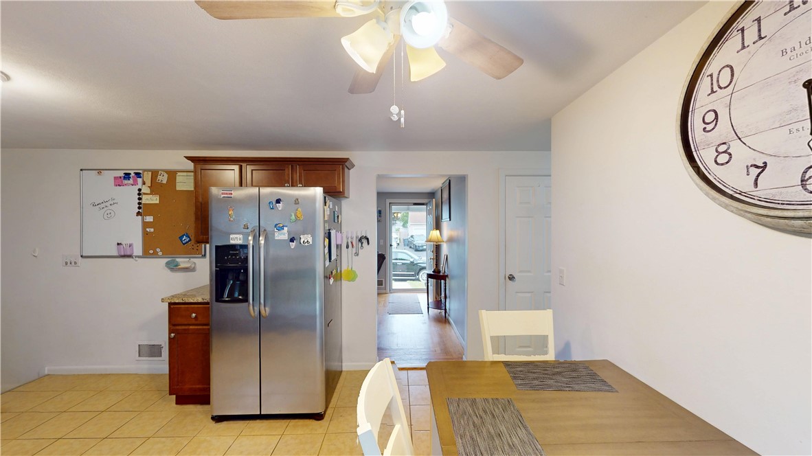 27 Amherst Road Warwick, RI 02889 - Photo 29 of 43
