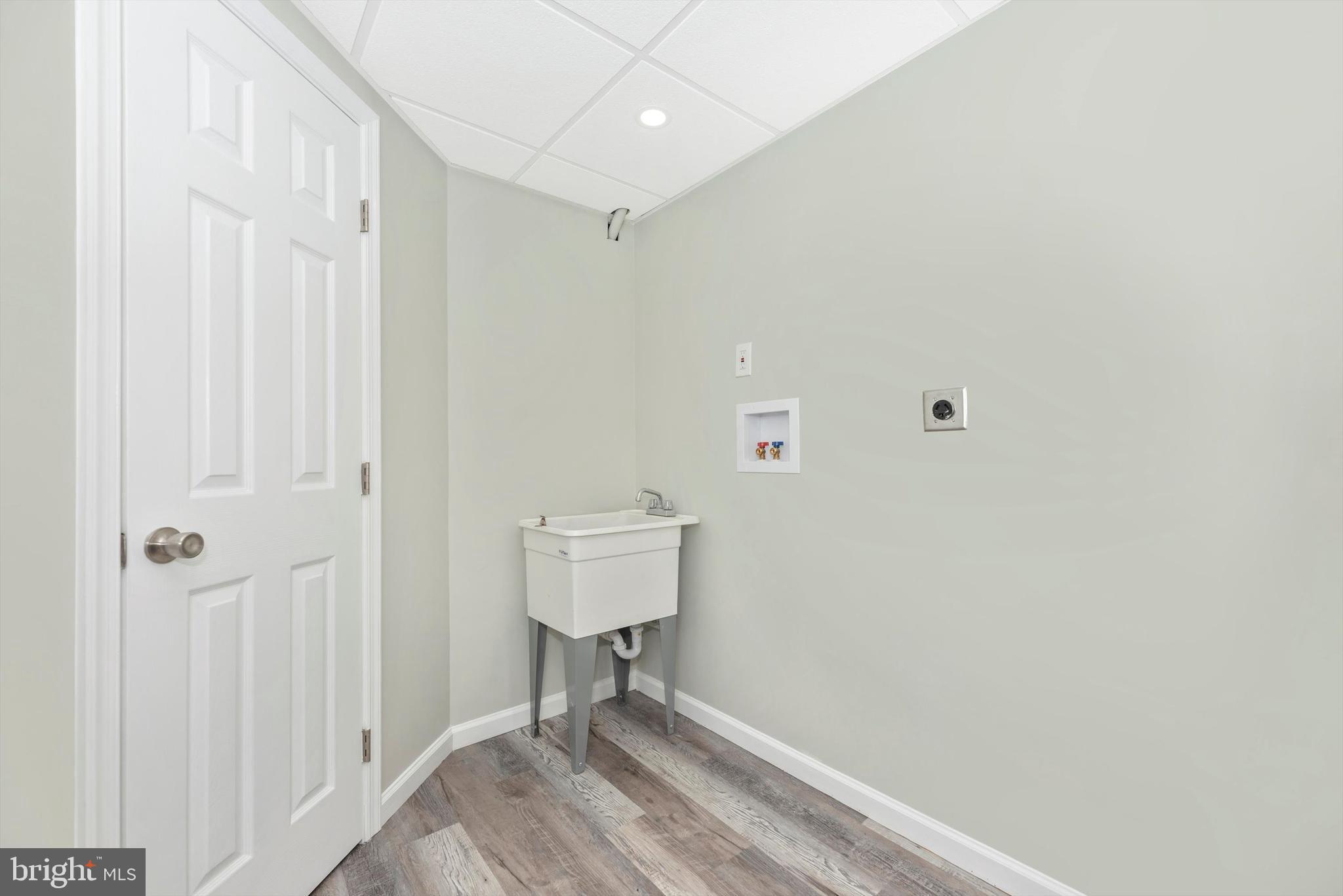 20320 Townsend Road Rohrersville, MD 21779 - Photo 30 of 45 Laundry Center