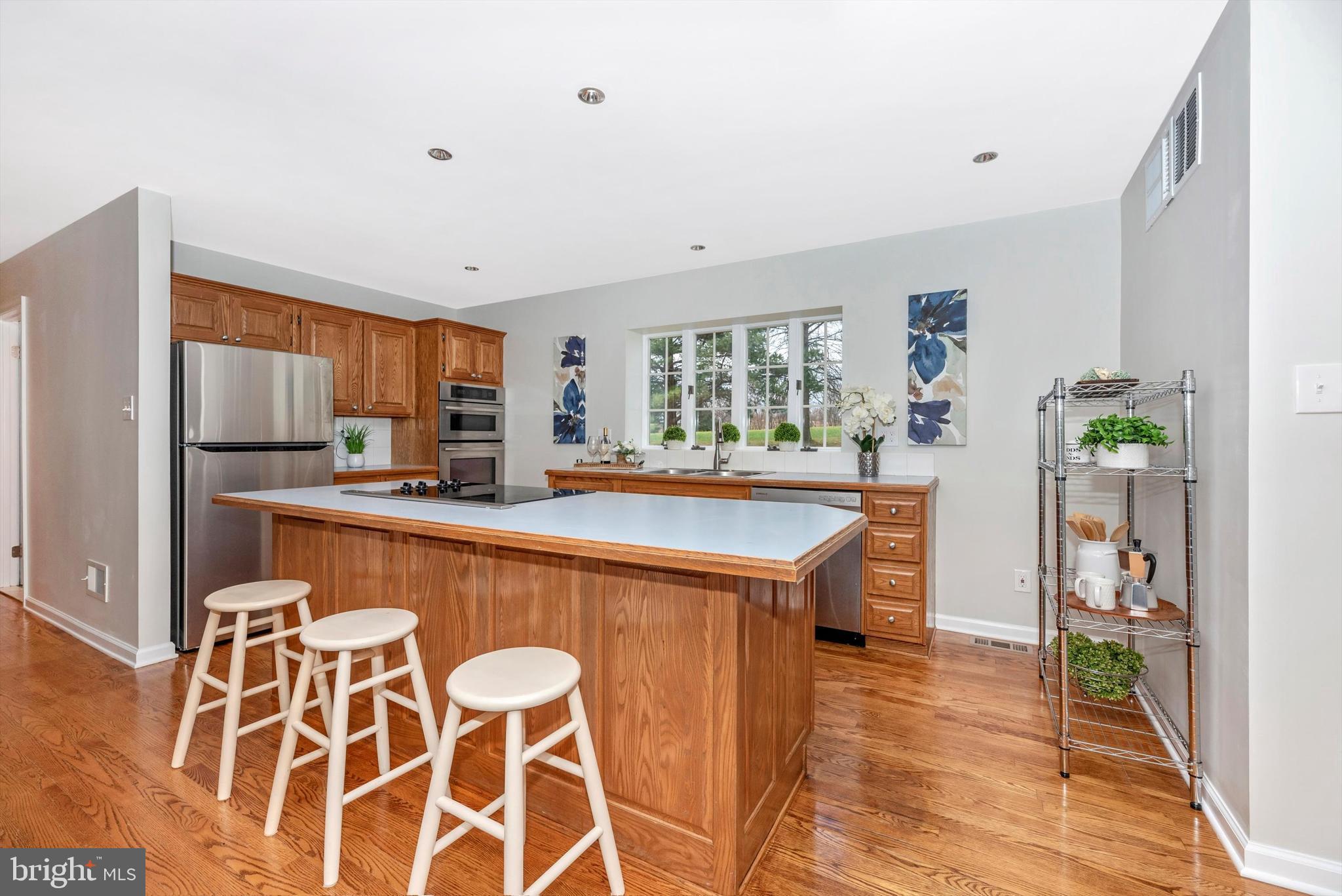 20320 Townsend Road Rohrersville, MD 21779 - Photo 9 of 45 Stainless Appliances