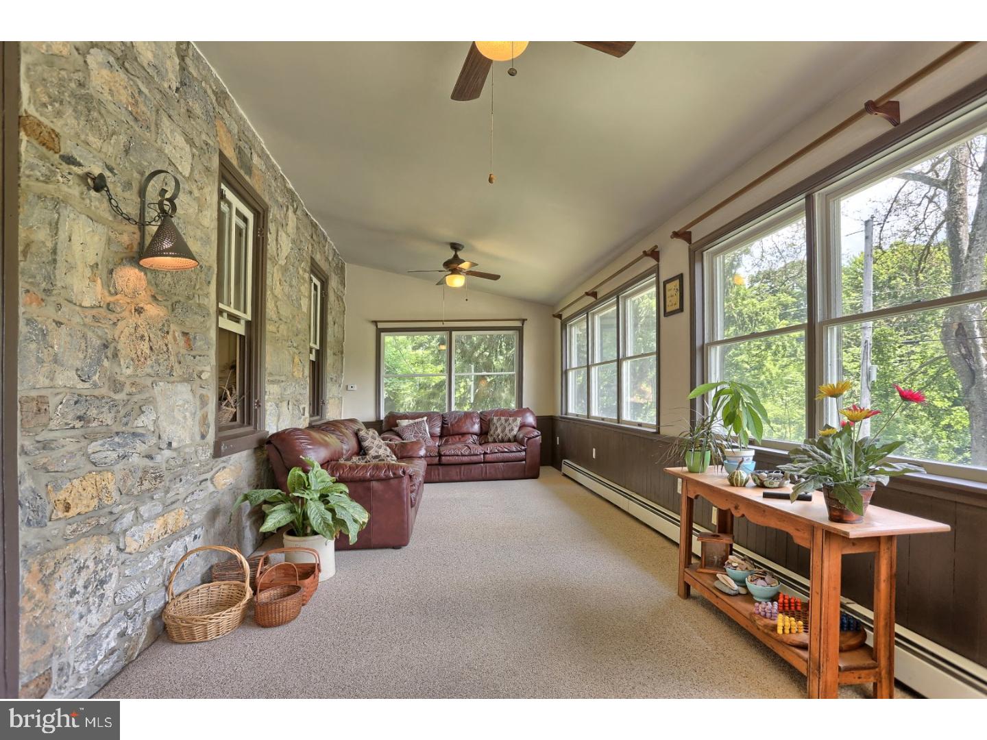 9 Evans Hill Road Reading, PA 19608 - Photo 4 of 25