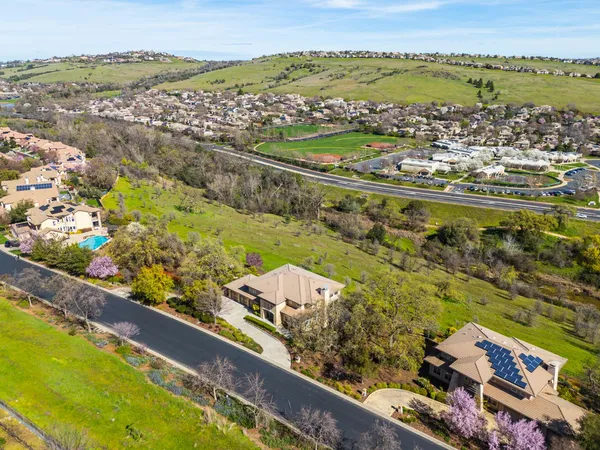 $1,650,000 | 5157 Mertola Drive, El Dorado Hills, CA 95762