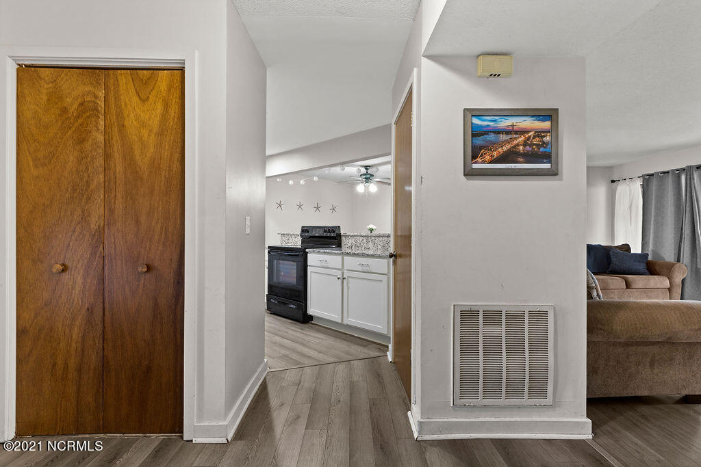 718 Azalea Drive, Unit 453 Hampstead, NC 28443 - Photo 13 of 26 IMG_8381