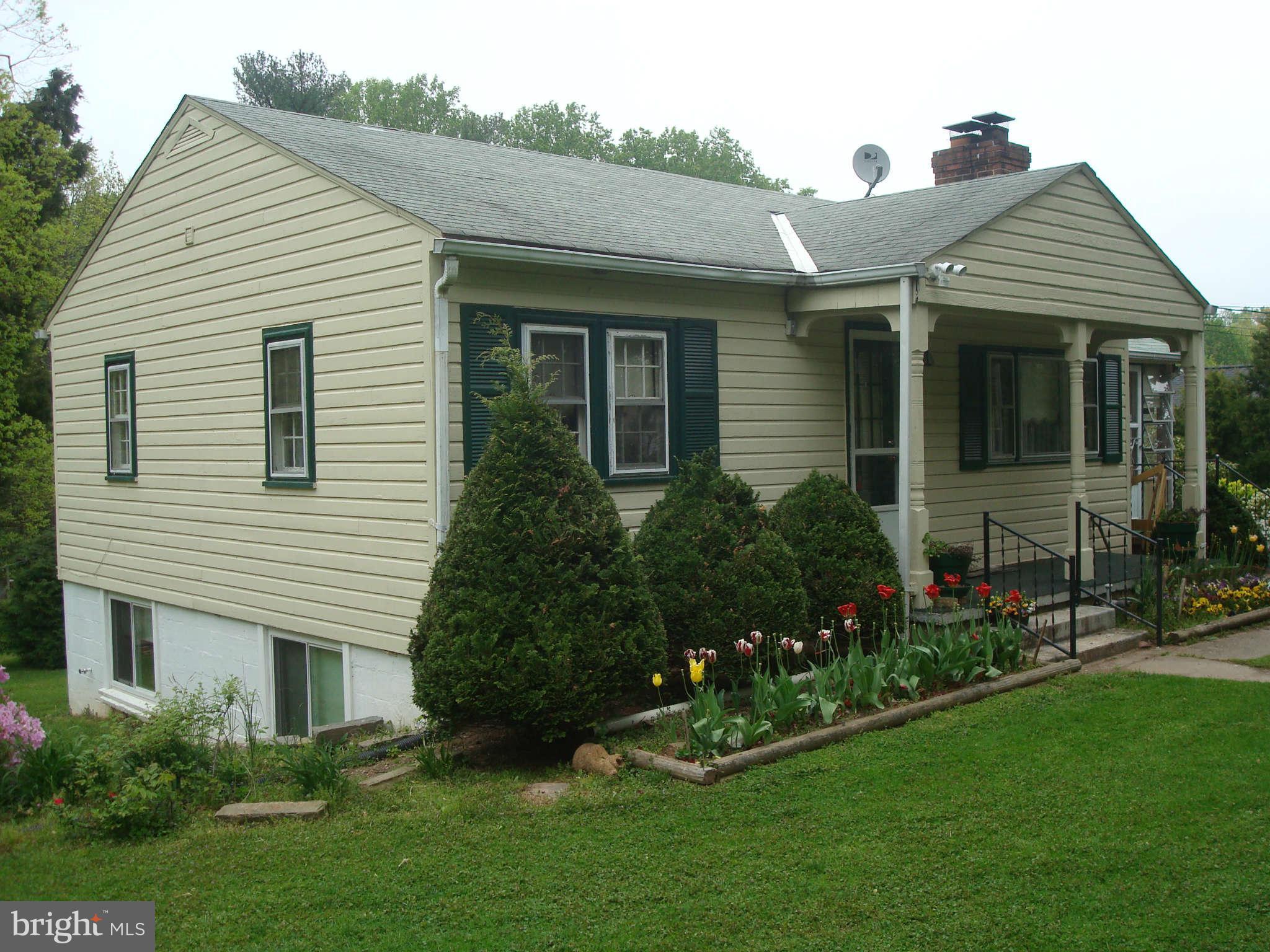 921 Grays Lane Silver Spring, MD 20902 - Photo 1 of 27 Exterior (Front)