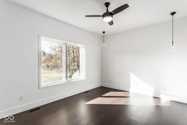 $999,000 | 13808 West County Road 500, Jasonville, IN 47438