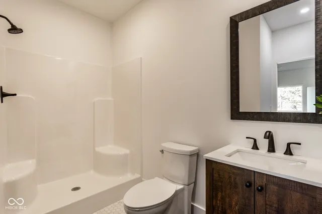 $999,000 | 13808 West County Road 500, Jasonville, IN 47438