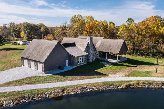 $999,000 | 13808 West County Road 500, Jasonville, IN 47438