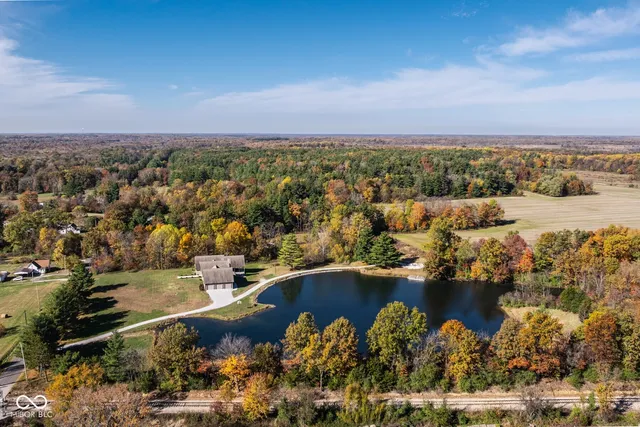 $999,000 | 13808 West County Road 500, Jasonville, IN 47438