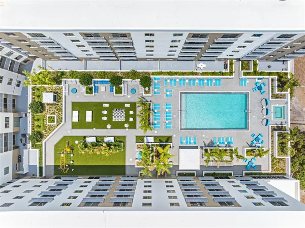 $3,300 | 200 Northeast 1st Avenue, Unit 105, Pompano Beach, FL 33060