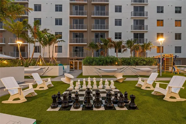 $3,600 | 200 Northeast 1st Avenue, Unit 105, Pompano Beach, FL 33060