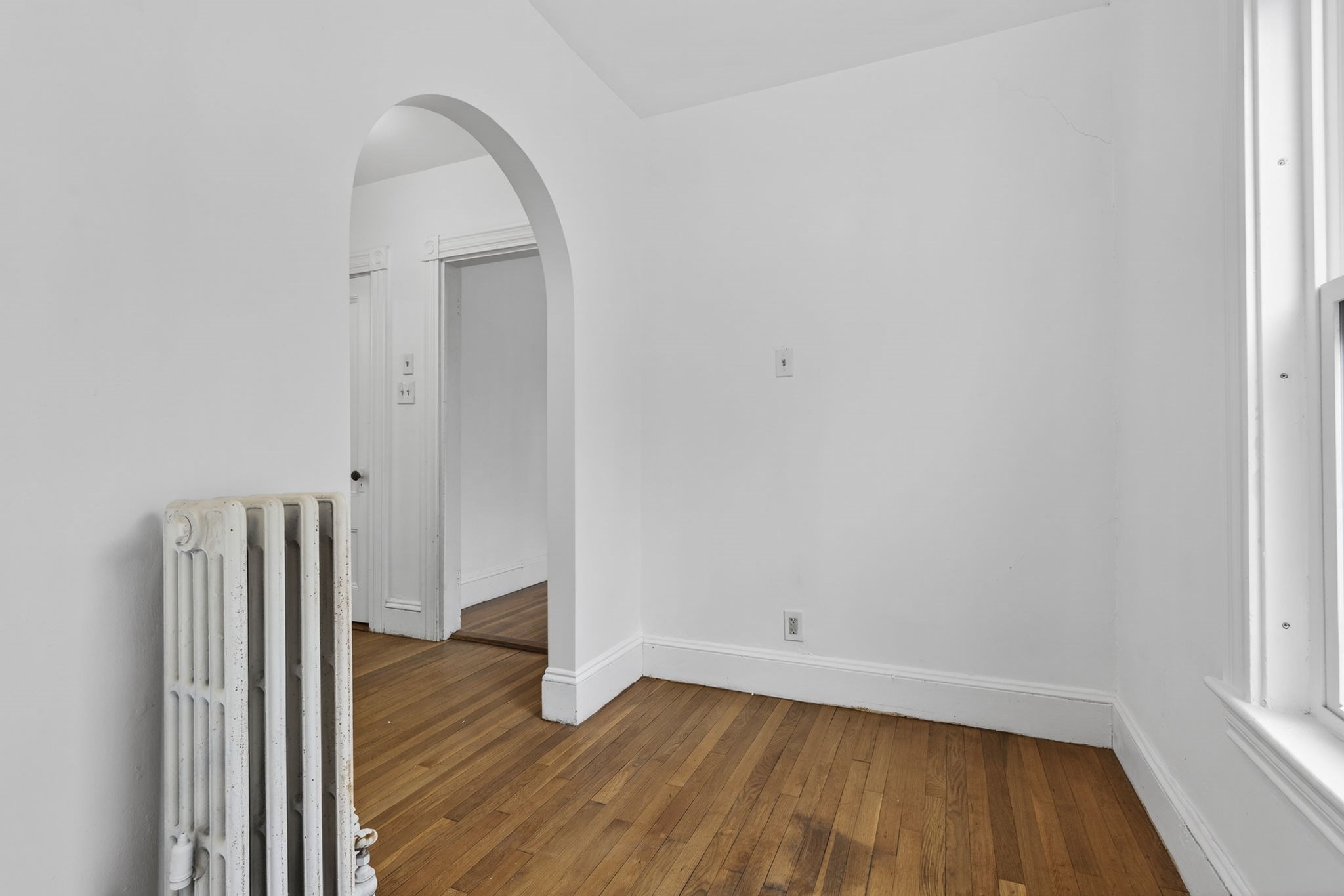 166 Elliot Street, Unit 2 Newton, MA 02464 - Photo 5 of 15 Gallery Image 5