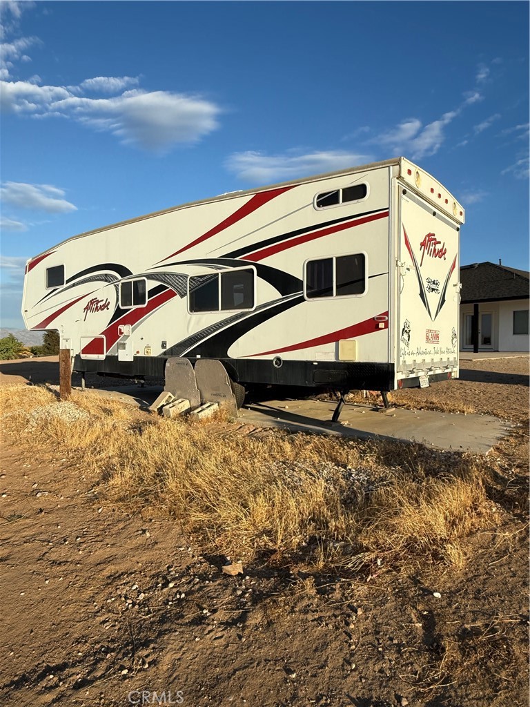 12076 Musgrave Road Hesperia, CA 92344 - Photo 55 of 60 Attachments for a trailer
(Not included)