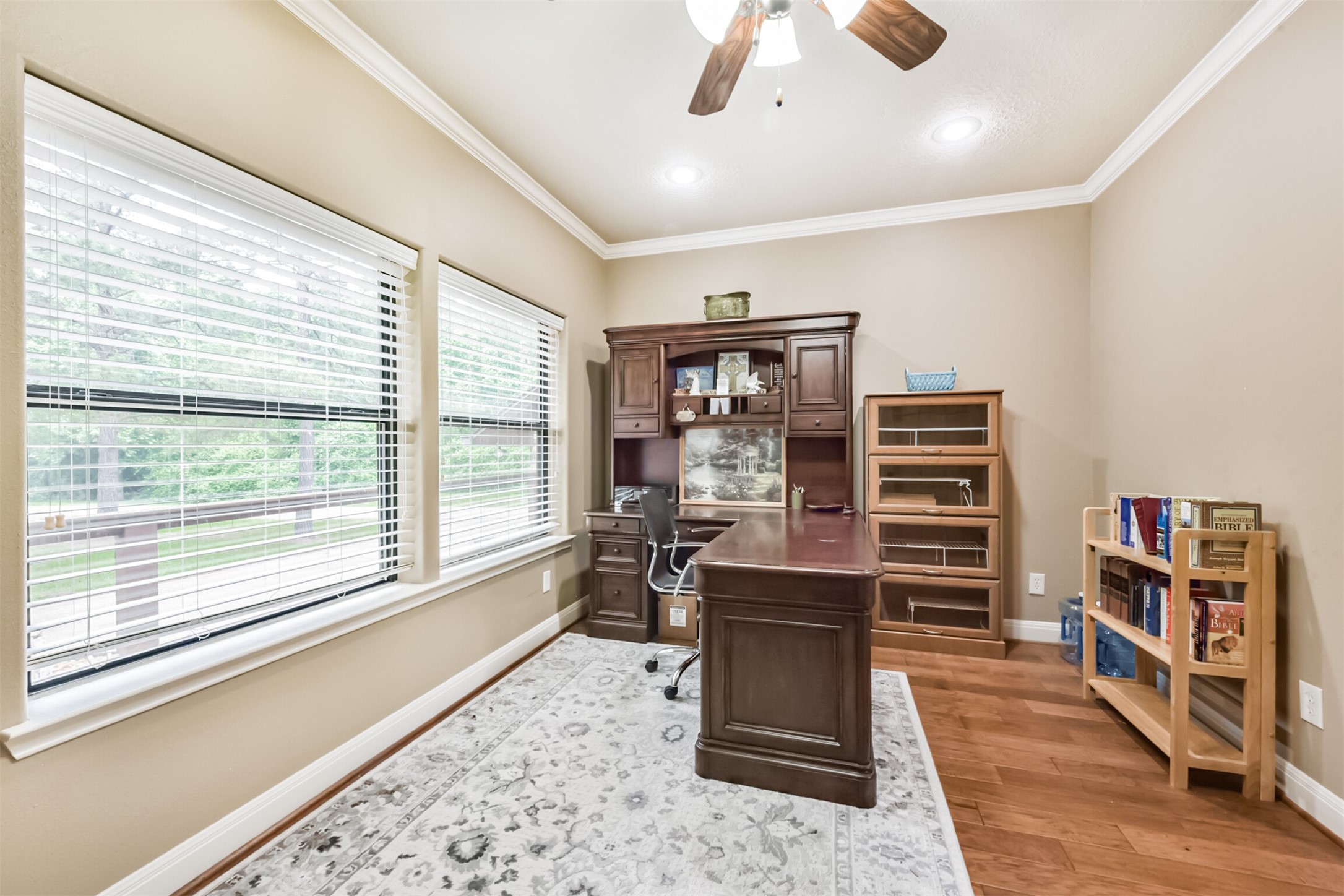 46 Deer Ridge Cleveland, TX 77327 - Photo 15 of 40 a room with furniture and a window