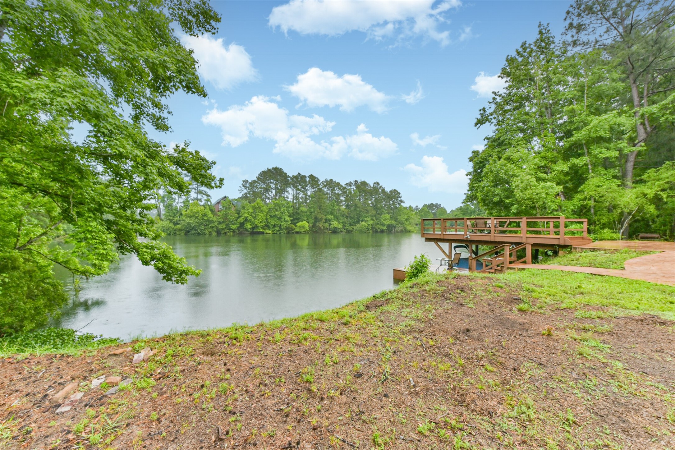 46 Deer Ridge Cleveland, TX 77327 - Photo 30 of 40 a view of a lake