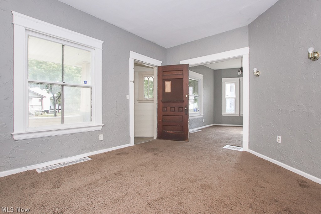 456 Cleveland Road Cleveland, OH 44108 - Photo 19 of 26 Gallery Image 19