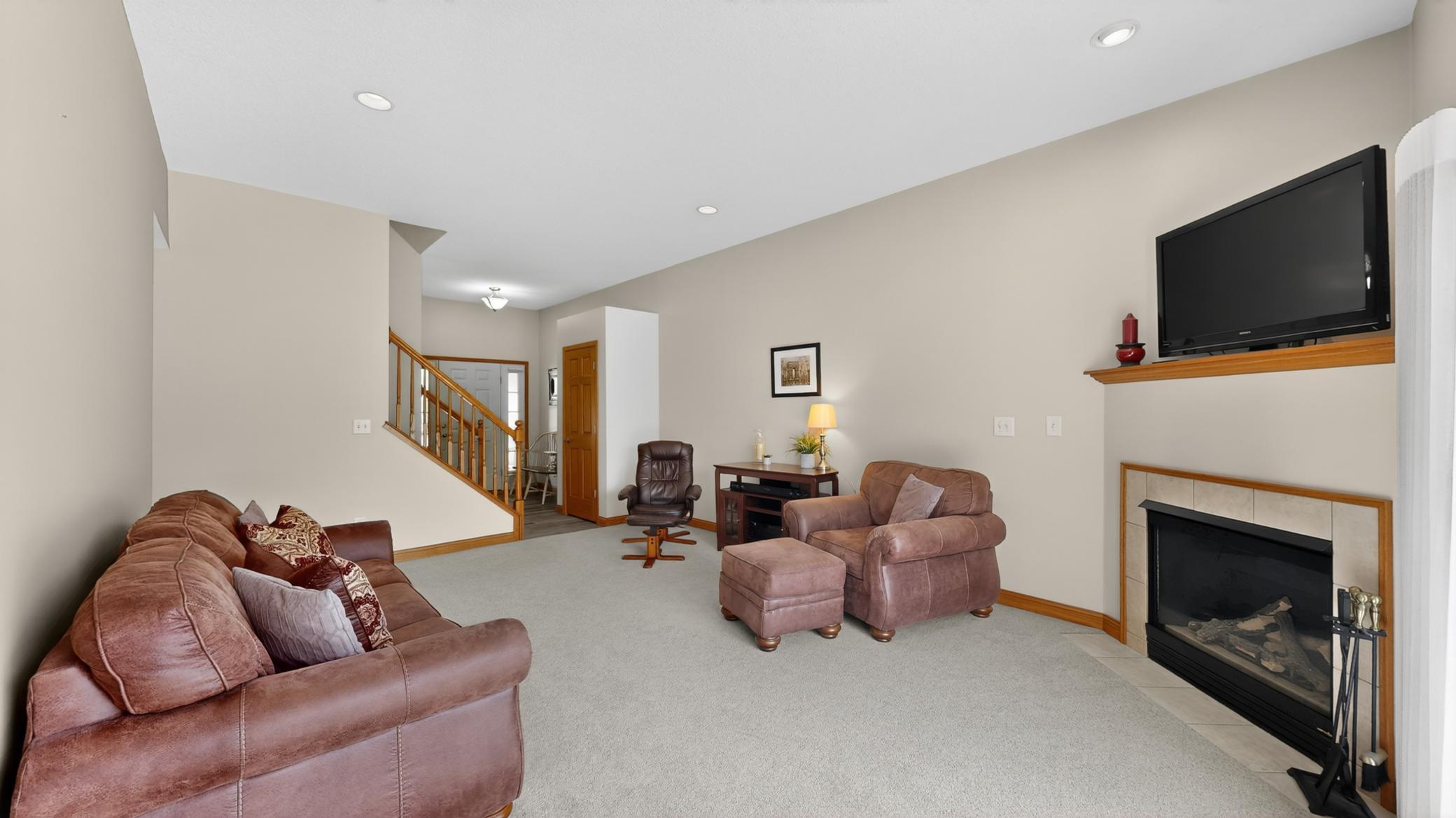 4923 Scattered Pines Lane Northwest Rochester, MN 55901 - Photo 8 of 47