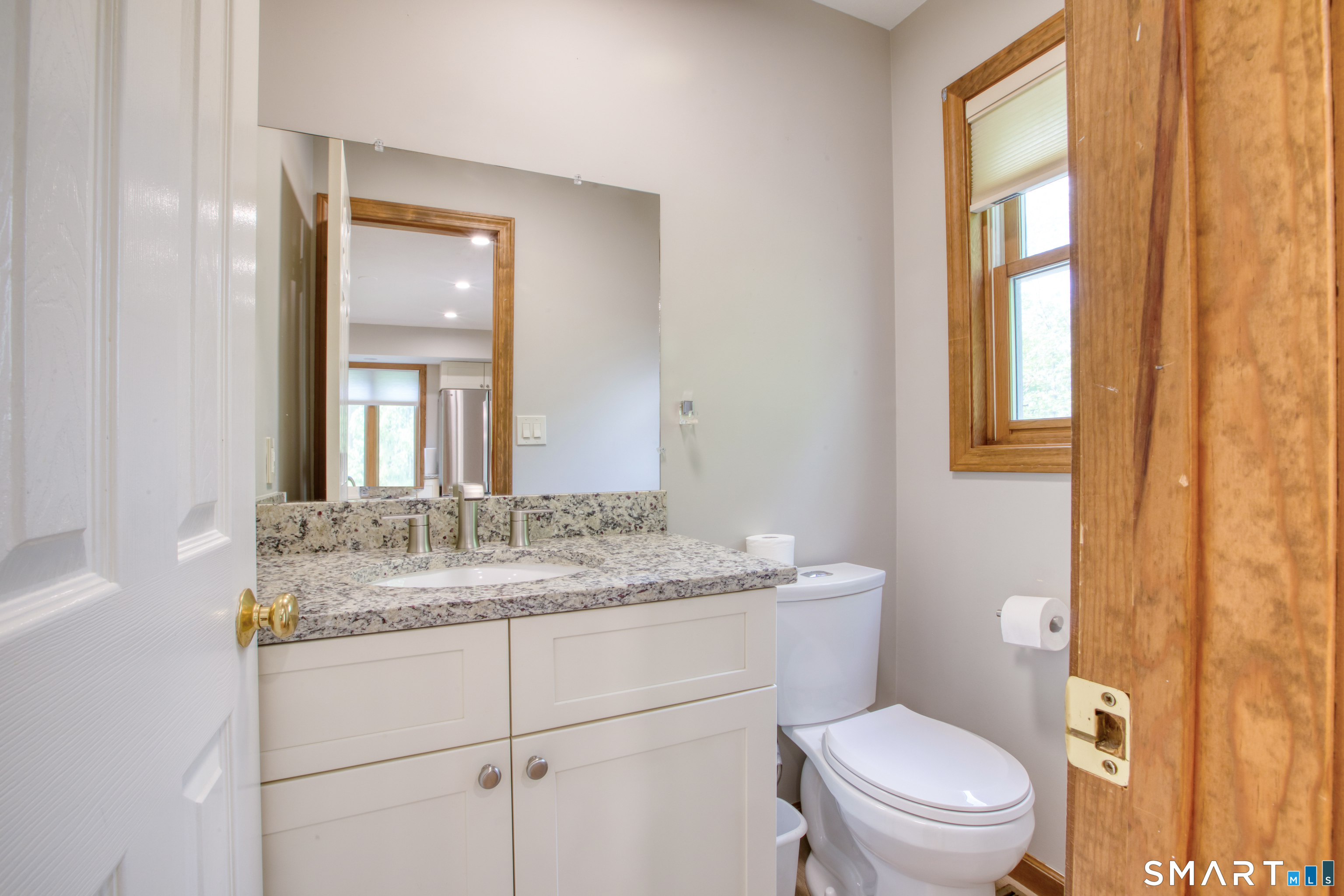 10 Clancy Road, Unit B Branford, CT 06405 - Photo 8 of 20