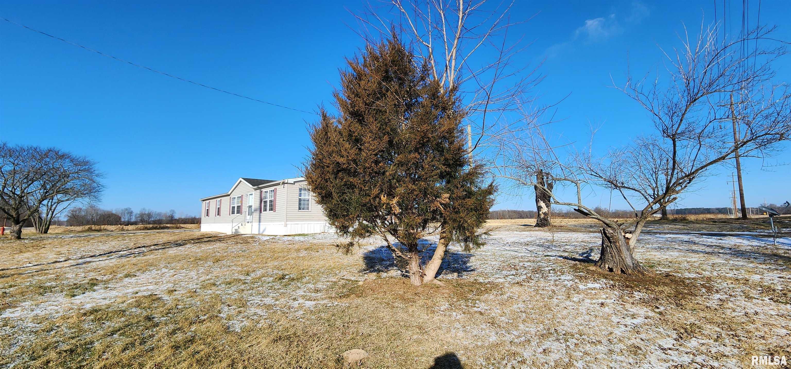 13477 Ruembler Crossing Road Benton, IL 62812 - Photo 8 of 37 Gallery Image 8