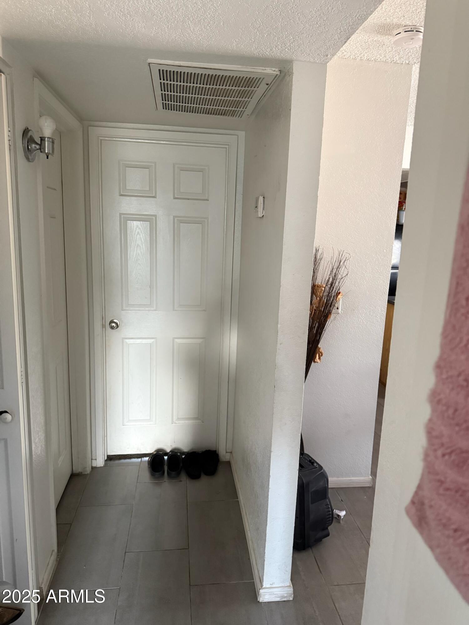 2687 West Ocotillo Road Phoenix, AZ 85017 - Photo 11 of 21 Front Door