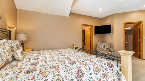 $539,900 | 1 Westview Lane, Galena, IL 61036