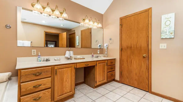 $539,900 | 1 Westview Lane, Galena, IL 61036