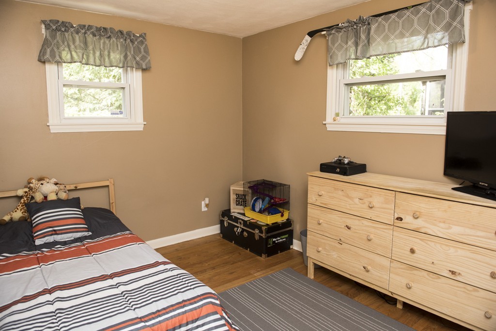 32 Wands Street Springfield, MA 01118 - Photo 13 of 24 Gallery Image 13