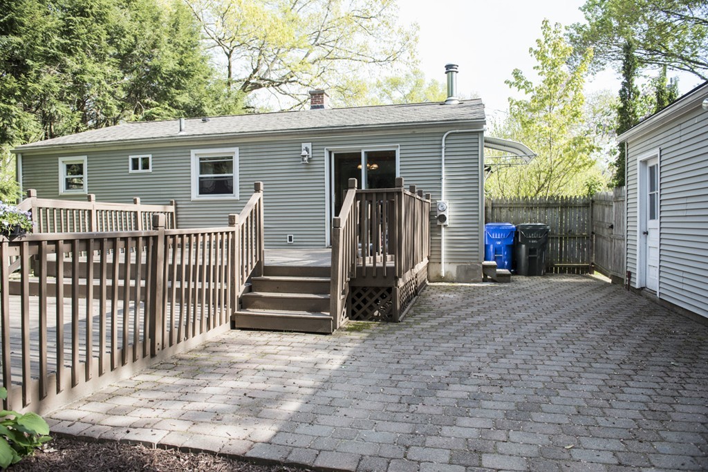 32 Wands Street Springfield, MA 01118 - Photo 5 of 24 Gallery Image 5