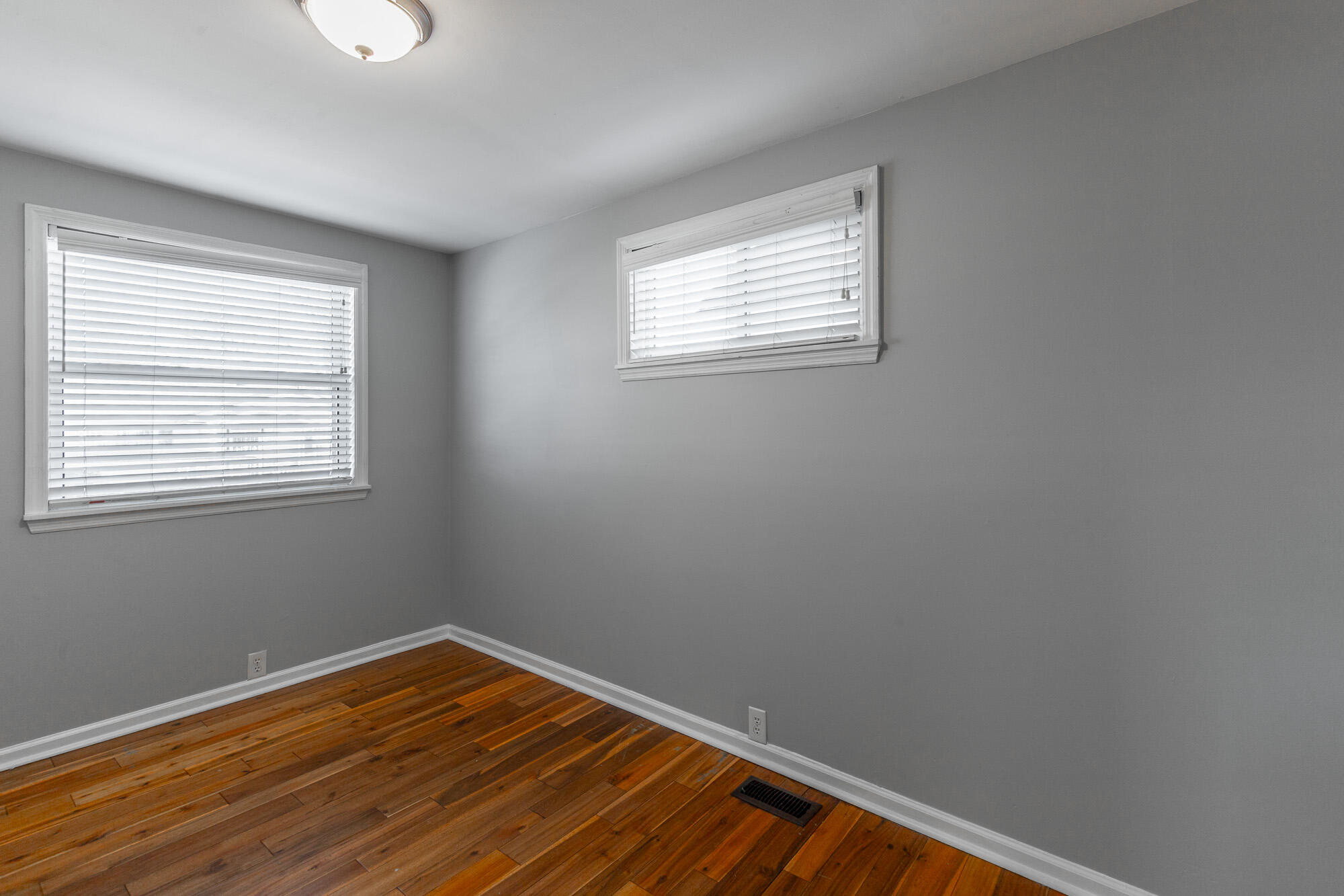 1908 Cleveland Avenue Chattanooga, TN 37404 - Photo 12 of 35 1908 Cleveland Avenue HD