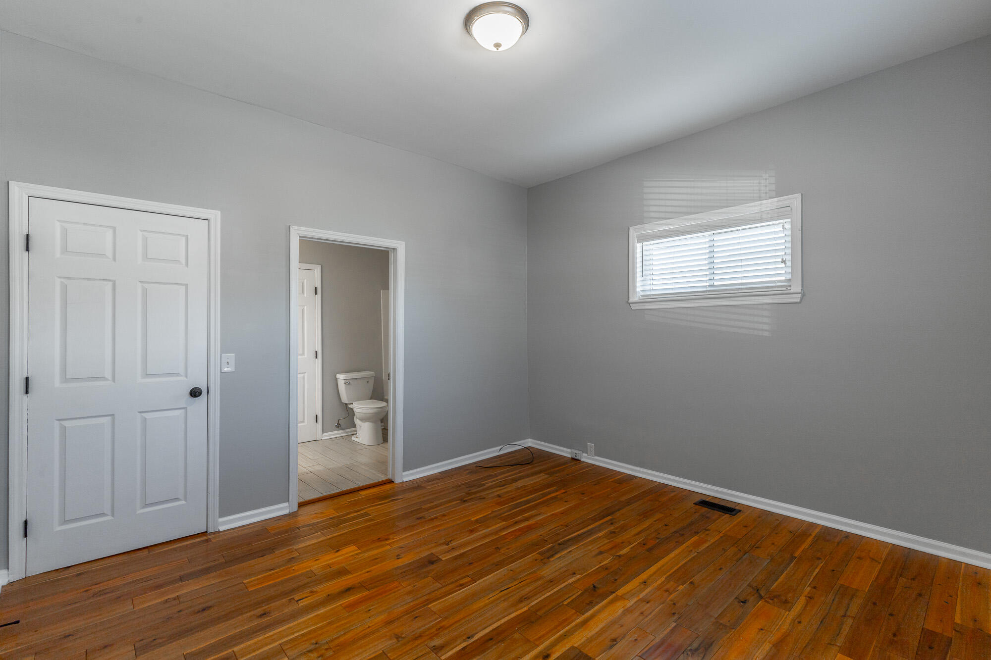 1908 Cleveland Avenue Chattanooga, TN 37404 - Photo 17 of 35 1908 Cleveland Avenue HD-7