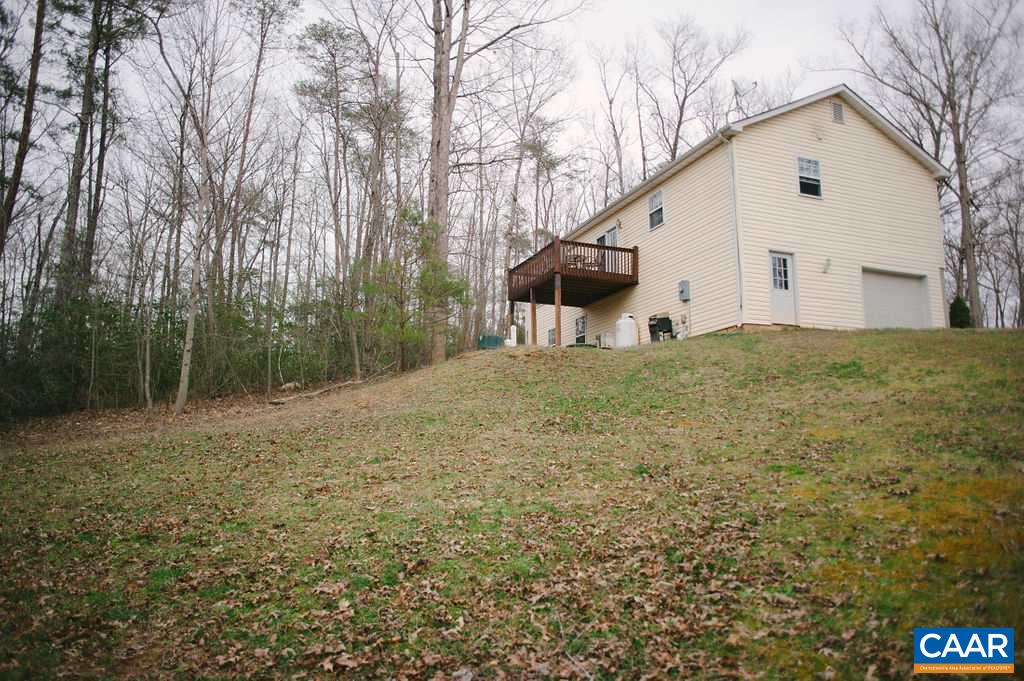 141 Tulip Road Ruckersville, VA 22968 - Photo 4 of 47 a view of a house with backyard