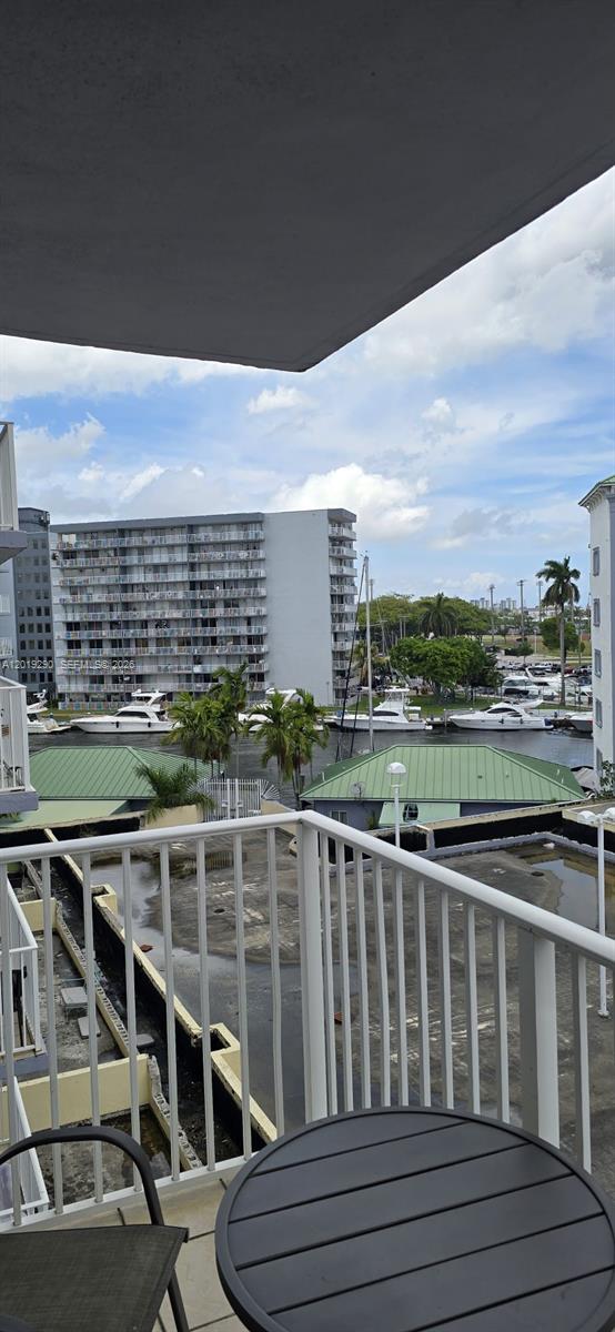 2475 Northwest 16th St Road, Unit 504 Miami, FL 33125 - Photo 17 of 31 Photo 17