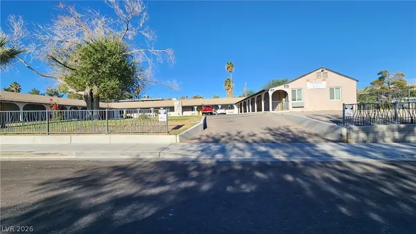 $890 | 311 North 16th Street, Unit 12, Las Vegas, NV 89101