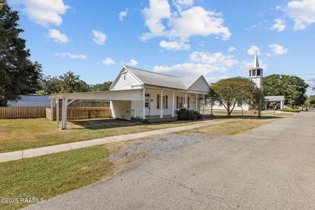 $149,000 | 404 East Moundville Street, Washington, LA 70589