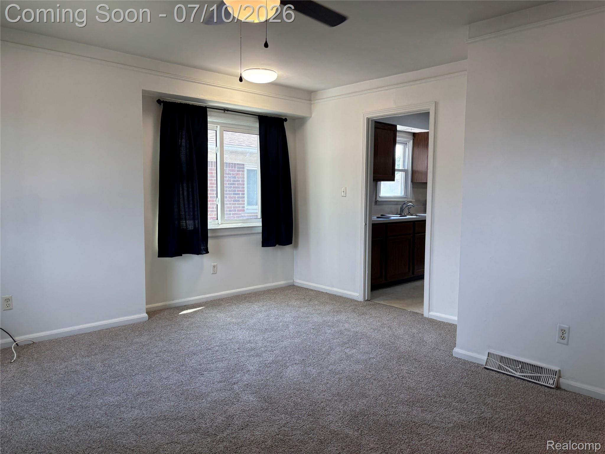 17588 Quarry Road Riverview, MI 48193 - Photo 4 of 17 IMG_3988.JPG