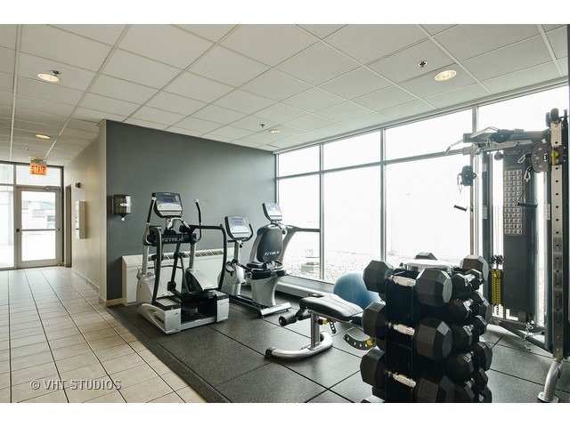 421 West Huron Street, Unit 702 Chicago, IL 60654 - Photo 10 of 10